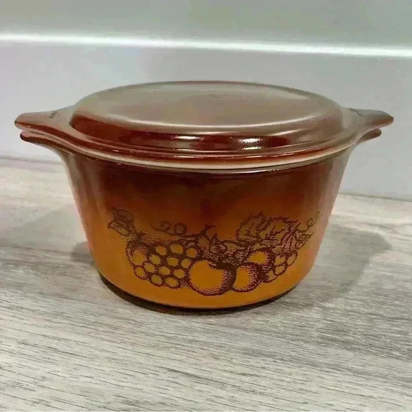 Vintage 1970s Pyrex Brown Old Orchard 1 Quart Casserole Dish With Lid 473 - Picture 2 of 8